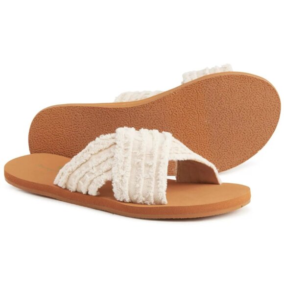 Tommy Bahama NIB Women's Ivory LOLA Criss-Cross Comfort Strap Sandals, Size 8.5M - Picture 1 of 5